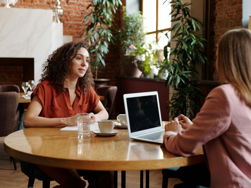 Comment trouver des clients en tant que biographe ?