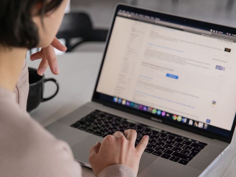 Trouver des clients en tant que biographe freelance