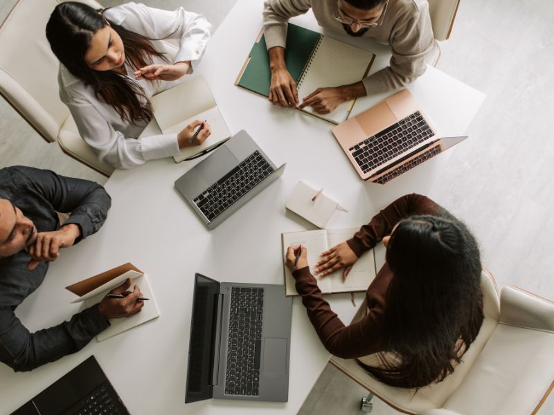 Comment rédiger un manifeste de marque